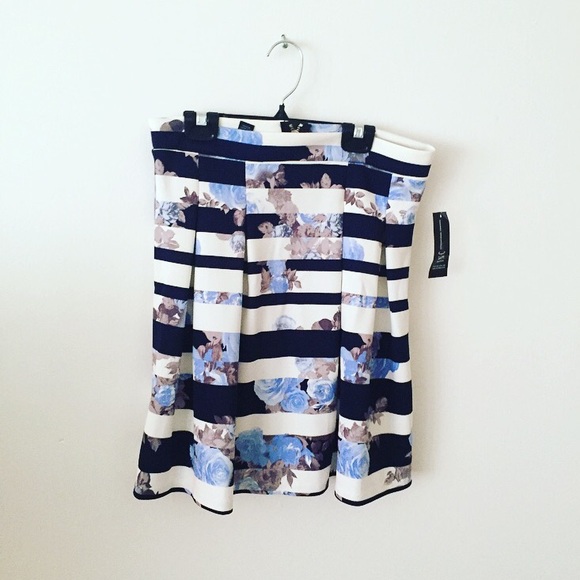 INC Two Piece Set - Picture 3 of 3