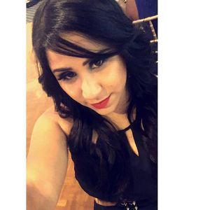 Meet your Posher, Yessenia