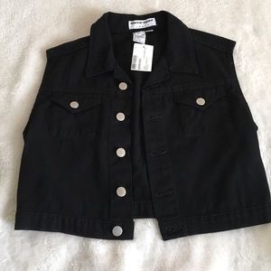 Crop Bull Denim Vest ( Jet Black) !