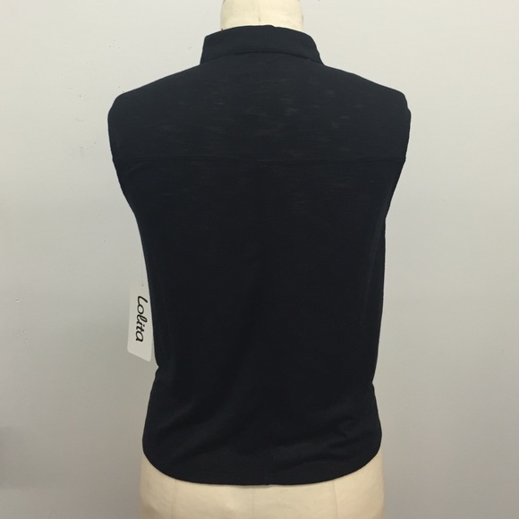 Sleeveless Front Tie Top - Picture 2 of 3