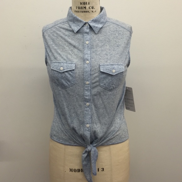 Sleeveless Front Tie Top - Picture 3 of 3