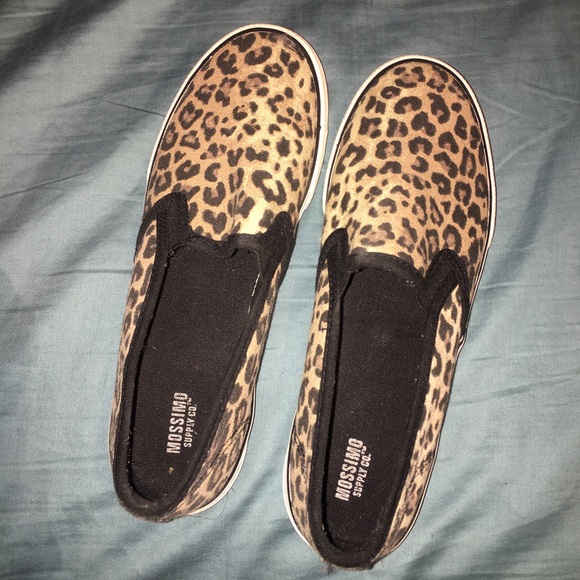 Size 8 cheetah shoes but