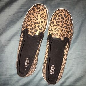 Size 8 cheetah shoes but