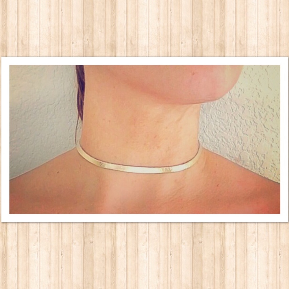 💡Polished Gold Leather Choker◻️