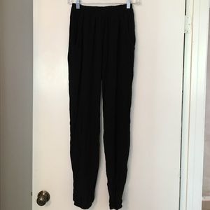 brandy melville black jogger/genie pant