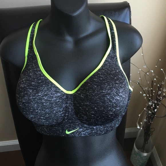 Nike Other - Nike pro rival high support training bra 38C