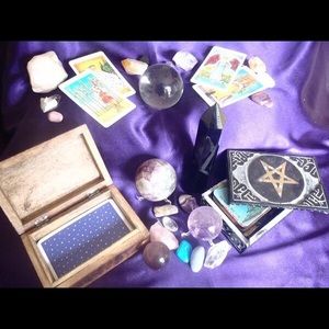 🔮TAROT READING🔮((SOLD))