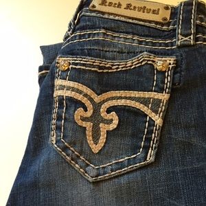 Rock Revival Zoey Straight leg Jeans