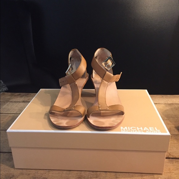 Michael Kors Shoes - Michael Kors strap sandal with low heel