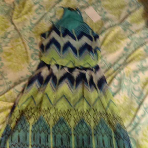 Dress - Picture 1 of 1