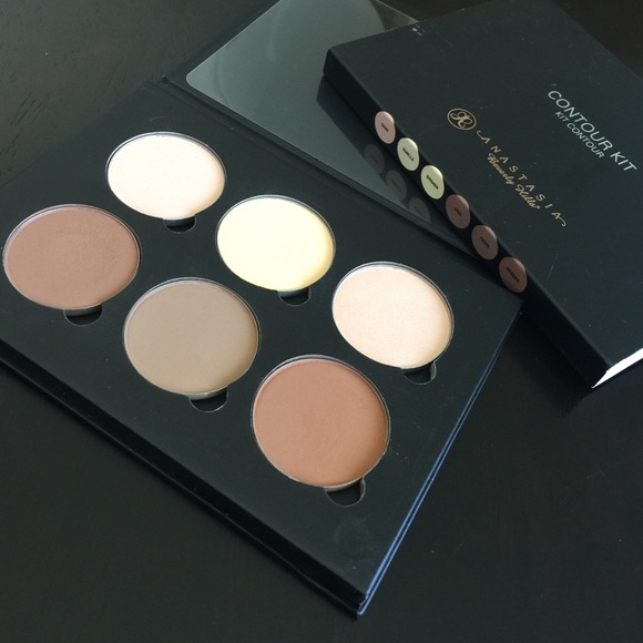 Anastasia Beverly Hills Contour Kit