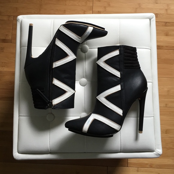 GX by Gwen Stefani Shoes - GX BLACK WHITE ANKLE BOOTS