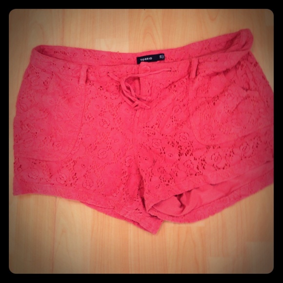 torrid Pants - FINAL PRICE Chic Torrid Coral lace shorts size 20