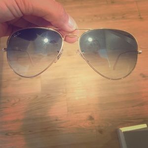 Ray Ban aviators