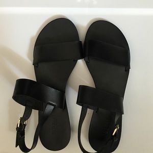 Ball sandals