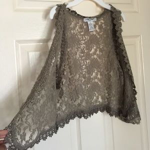 Khaki lace vest