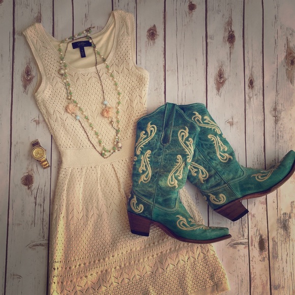 Jessica Simpson sleeveless sweater dress