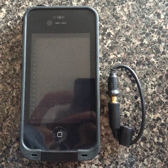 iPhone 4 Lifeproof