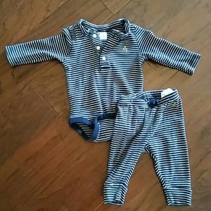 Infant loungewear