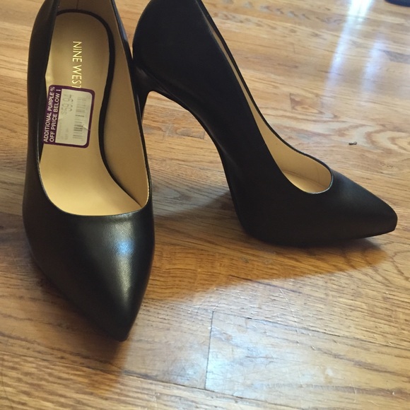 Nine West Black Pumps - 8.5