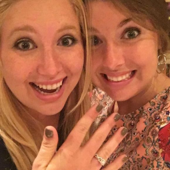 Meet your Posher, Tiffany - Picture 1 of 1