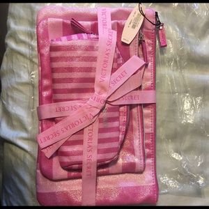 3 pack of Victoria's Secret bags