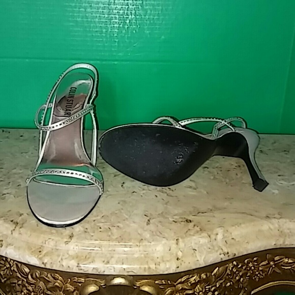 Shoes - Picture 4 of 4