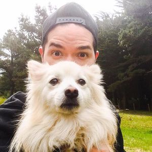 Meet your Posher, Troy