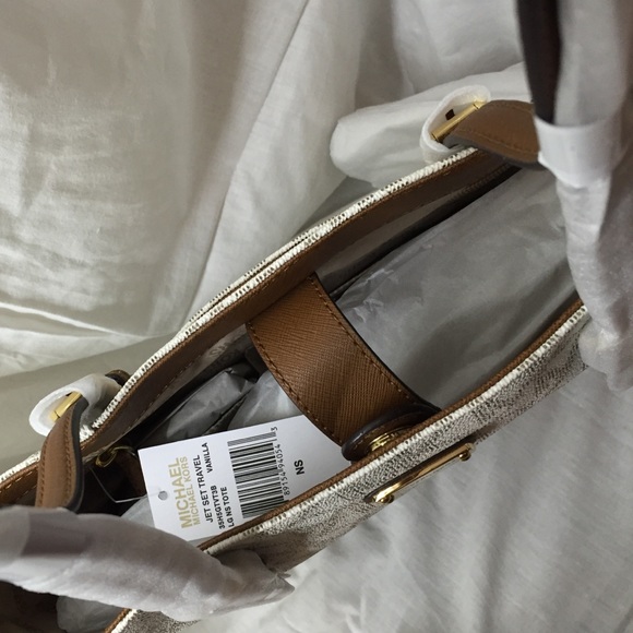 Michael Kors Jet Set Travel, Vanilla - Picture 3 of 3