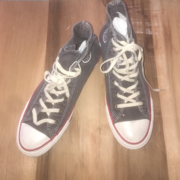 High top converse - Picture 1 of 1