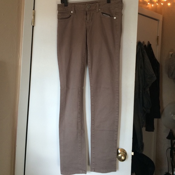 Jeans - Picture 1 of 3