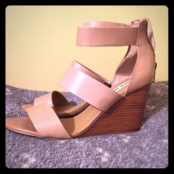 Steve Madden Karey Wedge