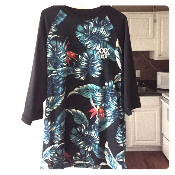 10 deep floral base ball tee