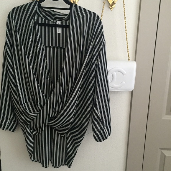 Free press Tops - Free Press high and low blouse