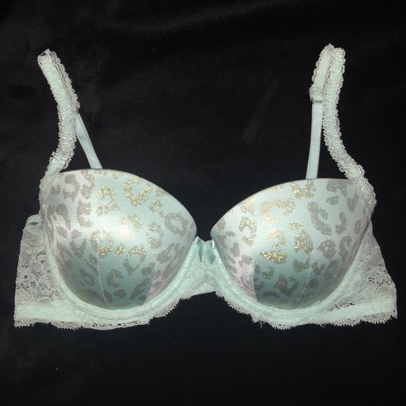 PINK Victoria's Secret Other - PINK PUSH UP 34B