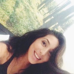 Meet your Posher, Alexis