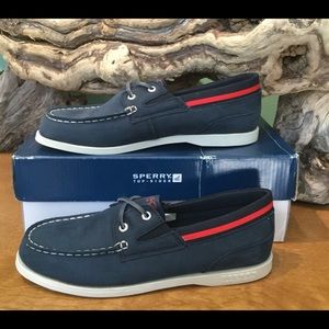 NWT Sperry boys Sz 5 M boat shoes slip on navy new