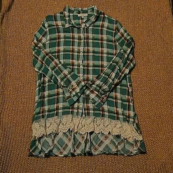 Long Sleeve boutique tunic - Picture 1 of 2
