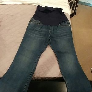 Maternity jeans with belly band