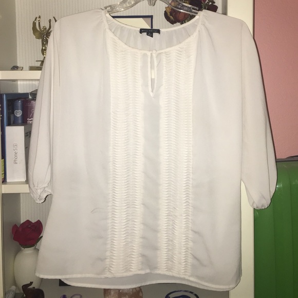Beautiful cream blouse like new