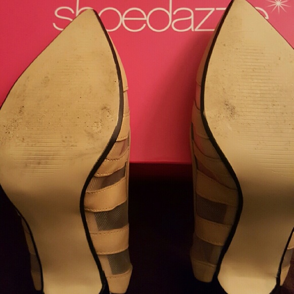 Pumps - Picture 2 of 4