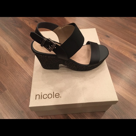 Nicole Black Wedge