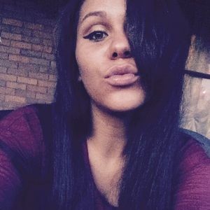 Meet your Posher, Angelique