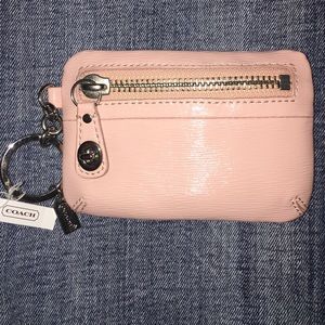 REDUCED!! Coach Small purse with keychain