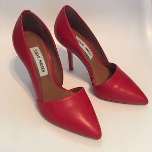 Steve Madden Red Pumps