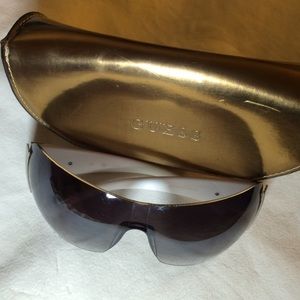 Guess Polarized Sunglasses