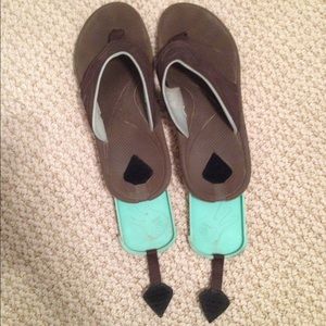 Reef sandals with slide out. Brown- Size 8