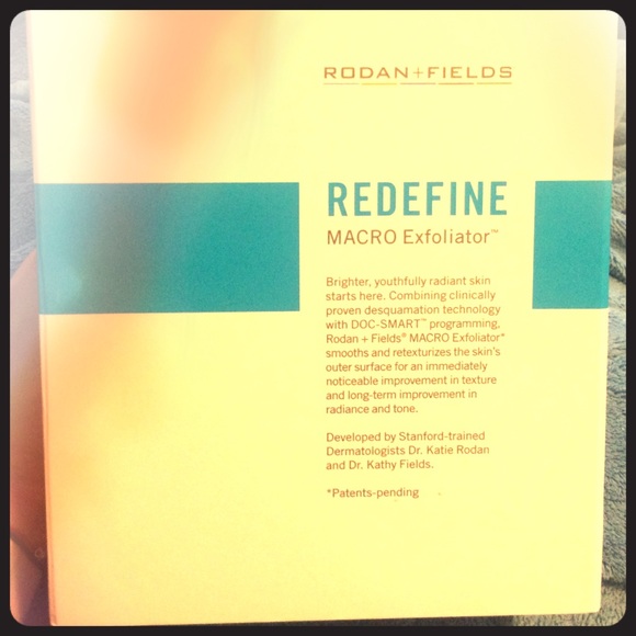 MACRO Exfoliator Rodan & Fields