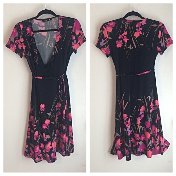 APT. 9 Floral Wrap Dress (S)