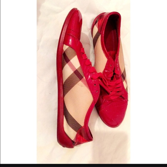 Burberry sneakers